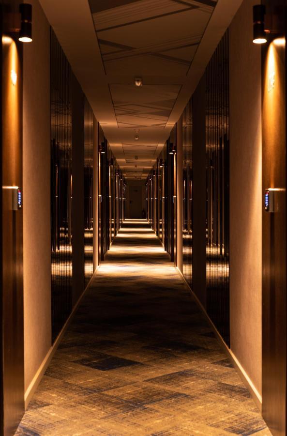 Hotel Biss Zenica Extérieur photo