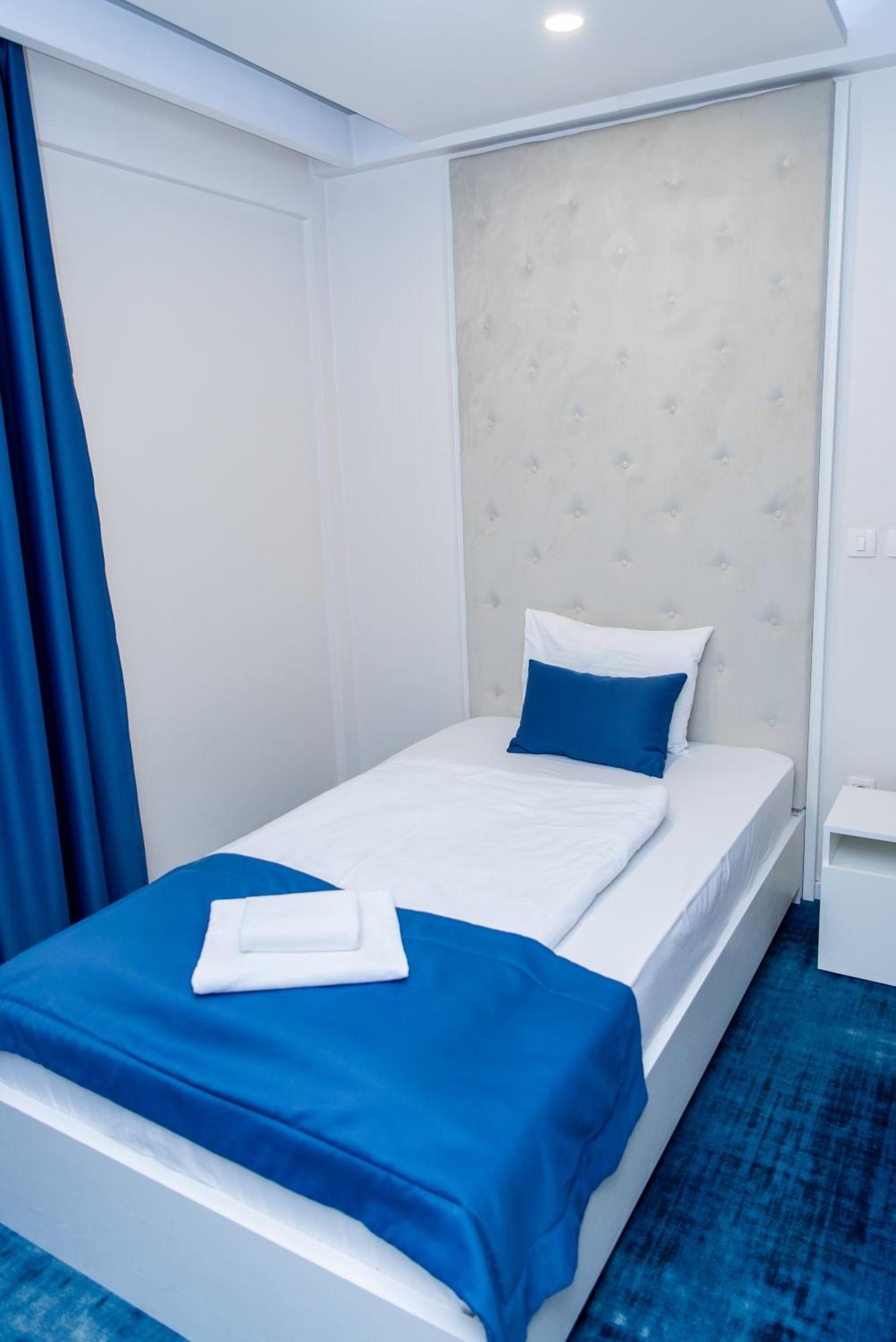 Hotel Biss Zenica Extérieur photo