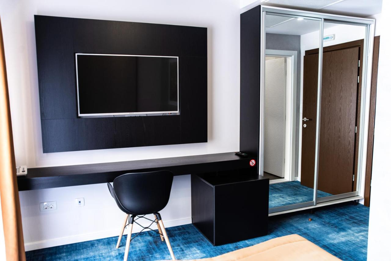 Hotel Biss Zenica Extérieur photo